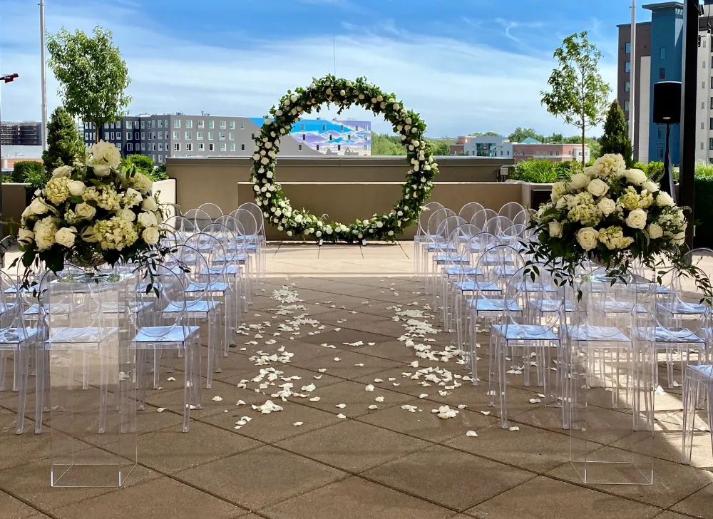 wedding ceremony arch